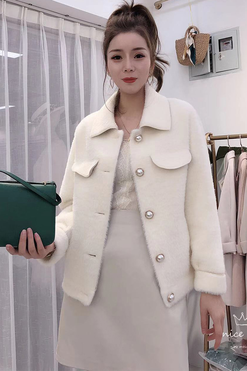 Z19QW978韩版新款小香风毛绒皮毛一体外套时尚百搭洋气女装